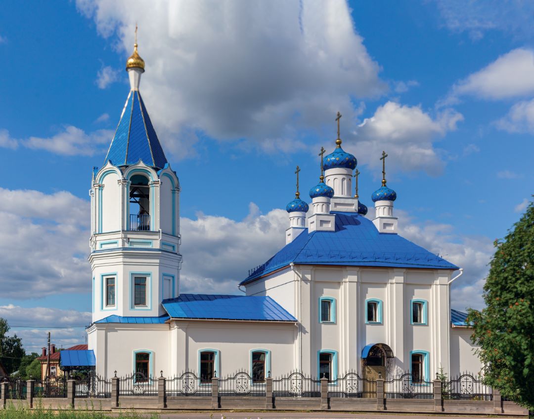 Храм Смоленской иконы Божией Матери в селе Алёшково