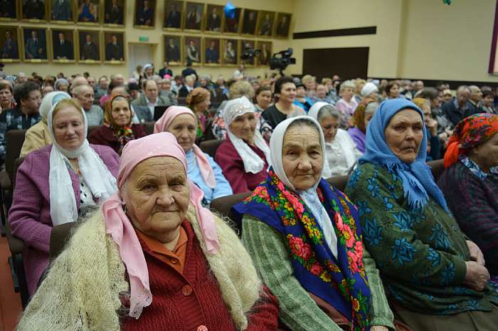 Халықтың әлеуметтік қорғалмаған топтарын қолдау